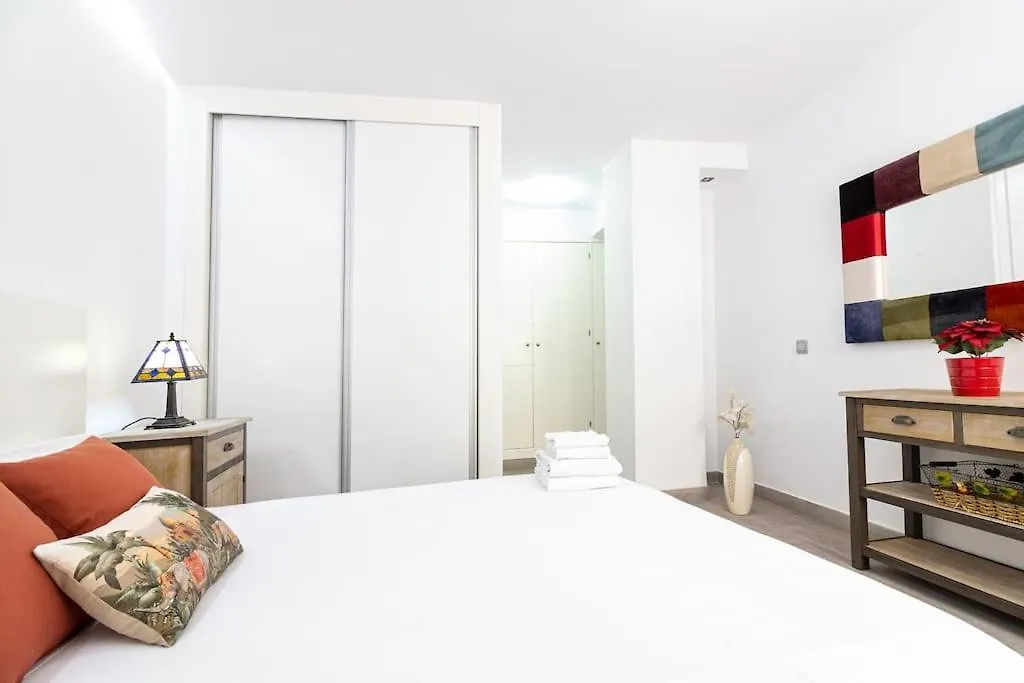 Felix Saenz Apartments! Málaga Lägenhet
